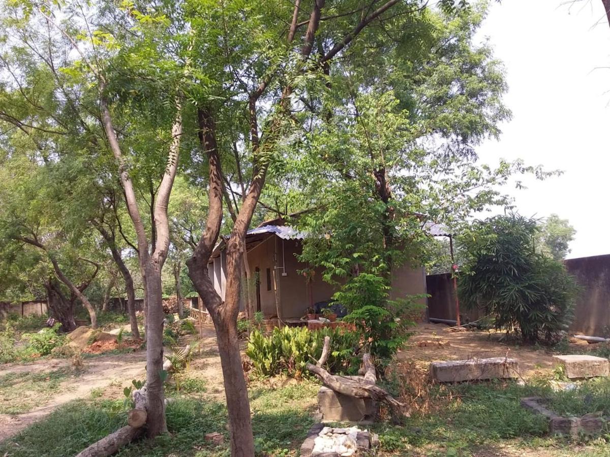 Hotel Abar Aranye Ghatshila Esterno foto